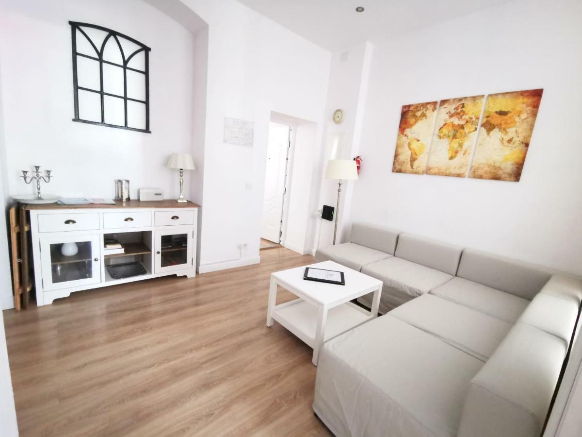 Fritz By Rockchair L Superhost Status L 3 Bedrooms Boxspringbeds 2 Bathrooms 2 Kitchen - Cozy Family & Business Flair Welcomes You! * Berlijn